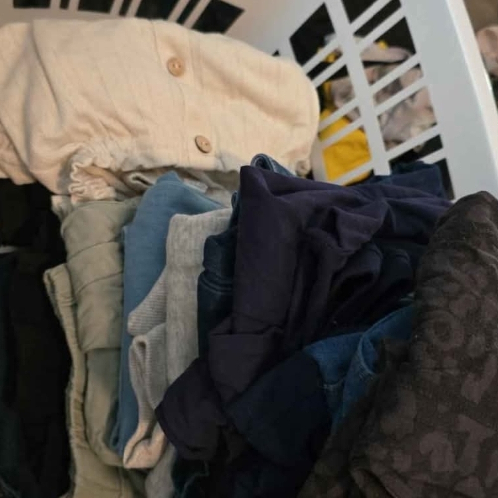 Girls Assorted Clothing Bundle in Neutral and Blue Tones(size10-14)